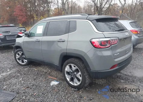 2022 Jeep Compass Limited 4X4 z USA, uszkodzony, nr VIN 3C4NJDCB5NT117008